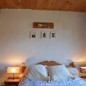 https://joli-appartement-rez-de-jardin-plein-sud.fr-provencehotel.com
